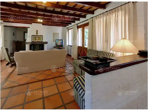 Casa en Alquiler Temporal en Rincón del Indio, USD 3.100