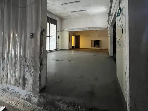 Galpon + vivienda en venta céntrico, Marcos Paz.