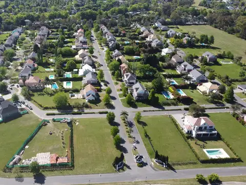 Lote en Venta en Pebble Beach - 1037M2 - Pilar Golf