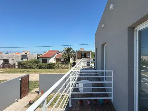 Depto Tipo Casa en Venta de 1 dormitorio