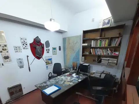 GALPON DE 730M2 VENTA DIVERSOS USOS COMERCIALES BARRIO JORGE CURA ROSARIO