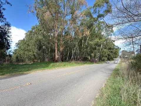 VENTA AMPLIO LOTE ZONA LA ELENA