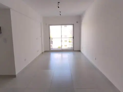 Moldes 3000, Piso 4