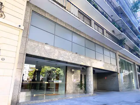 Avenida del Libertador  al 2400