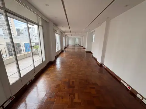 Oficina en Alquiler 30 años