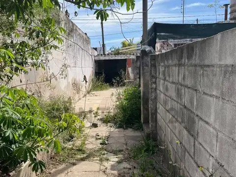 Oportunidad Casa 2 dor mas Dpto independiente 300mtr a Reciclar B° Los PLatanos