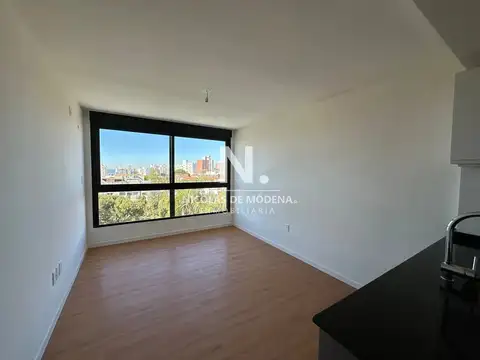 Venta  Apartamento de 1 Dormitorio Con Renta en Malvin,Montevideo-Ideal Inversores!
