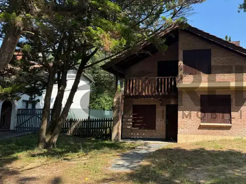 Venta de casa 4 ambientes. Barrio norte, Villa Gesell.