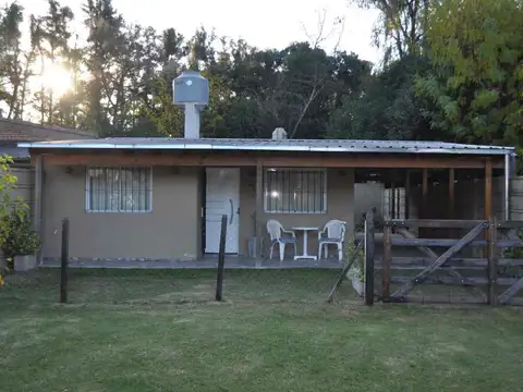 VENTA CASA 3 AMBIENTES  COCHERA GRAL. RODRIGUEZ