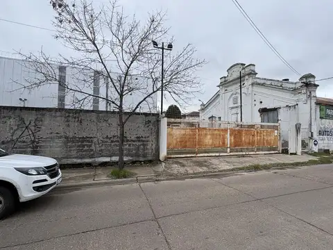 Terreno en Venta 4  mts Frente