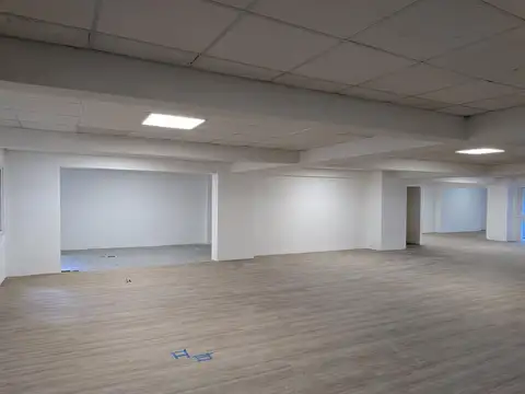 Oficina en Venta al Norte
