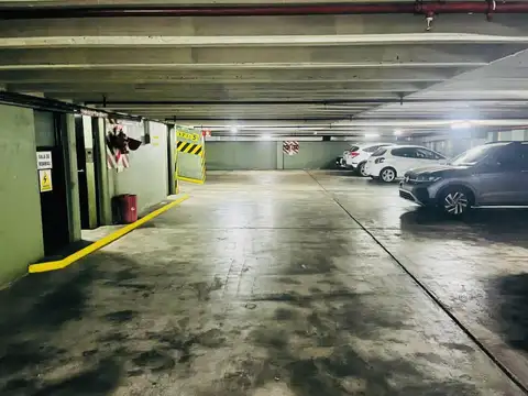 Arenales  al 3400, Palermo, CABA