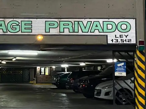 Arenales  al 3400, Palermo, CABA
