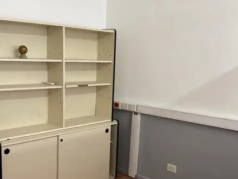 Oficina 2 ambientes con 1 baño