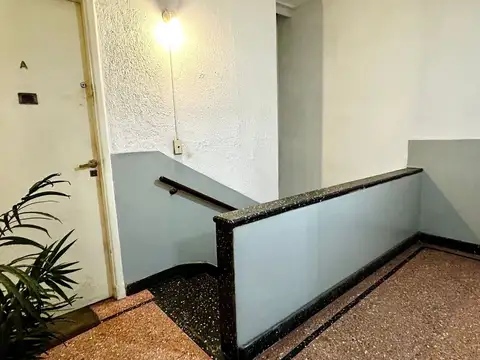 Depto Tipo Casa en Venta en Lomas de Zamora, USD 68.000