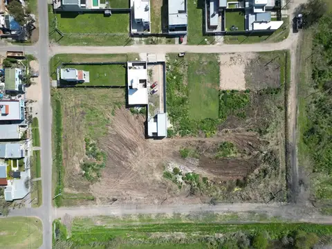 Terreno en Venta 32  mts Fondo