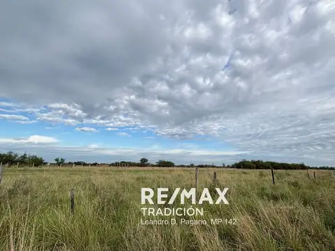 Terreno en Venta en Fontana, USD 3.200
