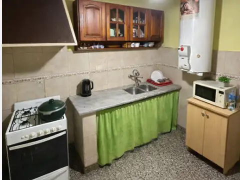 Casa en lote propio + Departamento con entrada independiente