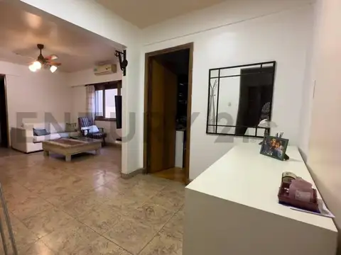 Departamento en Venta de 5 ambientes