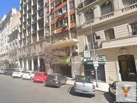 Uruguay e/ Viamonte y Tucumán