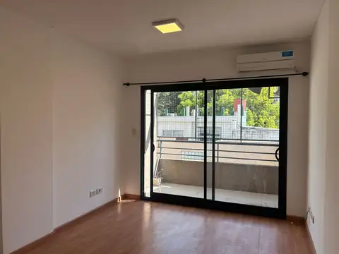 Departamento en Venta en Flores, USD 65.000