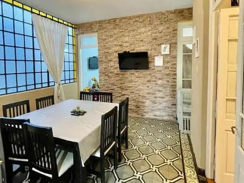 Casa 5 ambientes con 1 baño