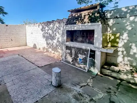 Casa 3 ambientes con 1 baño