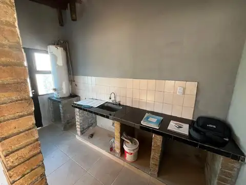 Casa 3 ambientes con 1 baño