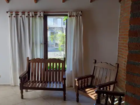 Casa en Venta en Fray Luis Beltran, USD 91.000