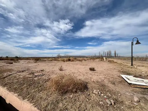 Terreno en Venta en Lunlunta, USD 30.000