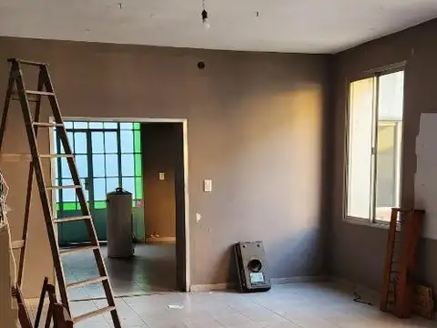Casa 6 ambientes con 3 baños