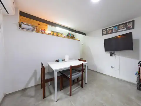 Depto Tipo Casa en Venta de 3 ambientes