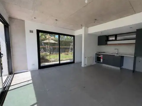 ALQUILER OFICINA EXT. NUEVO QUILMES