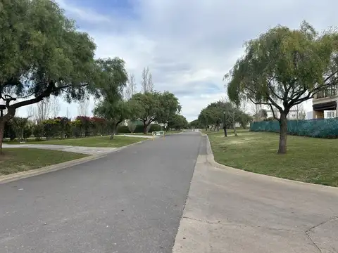 Terreno en Venta en Pilar del Este - Santa Guadalupe, USD 69.000