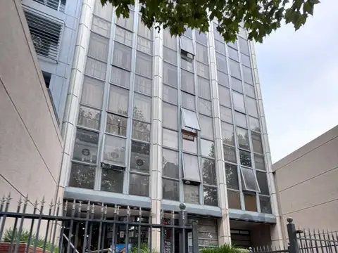 Oficina en venta ubicada en La Plata