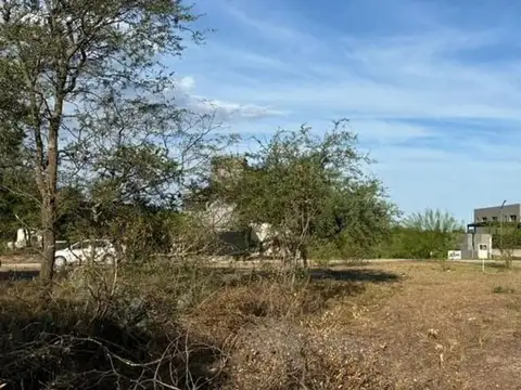 Lote en el B° Cerrado Colinas de la Deseada. Oportunidad