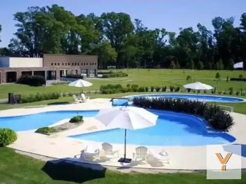 Terreno en venta - 2450 mts2 - Campos de Roca II