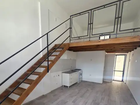 Casa 2 ambientes con 1 baño