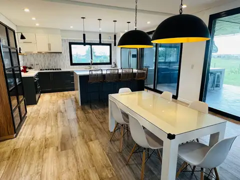 Casa en Venta de 4 dormitorios