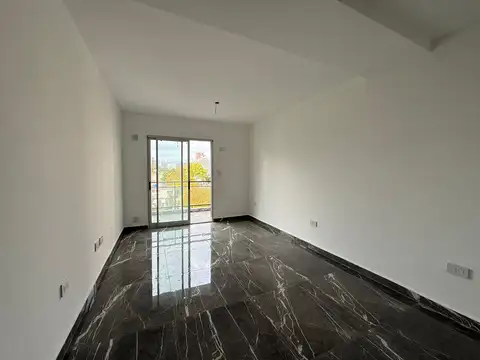 EN VENTA - MONOAMBIENTE A ESTRENAR CON BALCÓN - BARRIO ECHESORTU