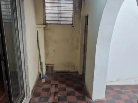 Depto Tipo Casa 3 ambientes con 2 baños