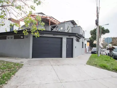 Venta casa 4 amb garage terraza 2 baños enVICTORIA