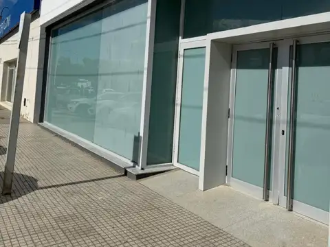 Alquiler local (ex entidad financiera), centro, caleta olivia