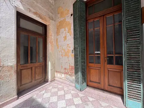 Depto Tipo Casa en Venta en Villa Pueyrredon, USD 154.000