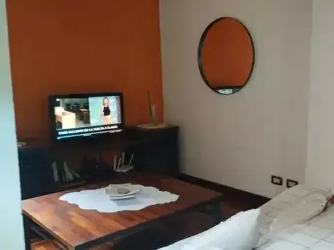 Depto Tipo Casa 4 ambientes con 2 baños