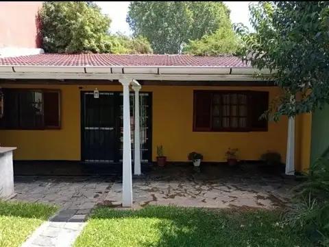 PH en venta - 3 Dormitorios 2 Baños - 216mts2 - General San Martín