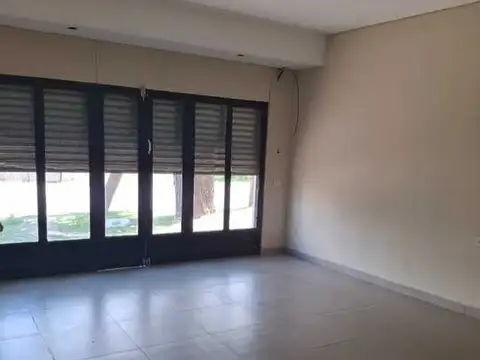 Galpon en Alquiler A Estrenar
