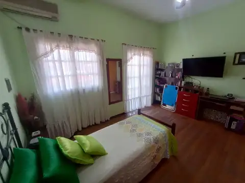 OPORTUNIDAD VENTA DEPARTAMENTO DOS AMBIENTES CON BALCON Y TERRAZA UNLAM