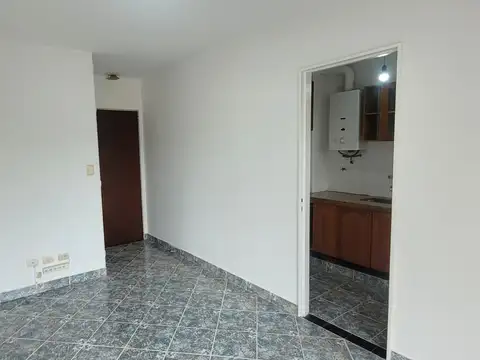 Avenida Escalada 1000, Piso 3