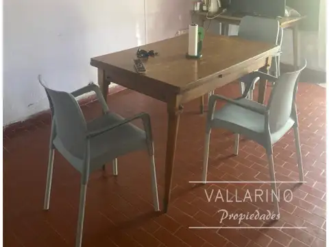 Casa 3 ambientes con 1 baño